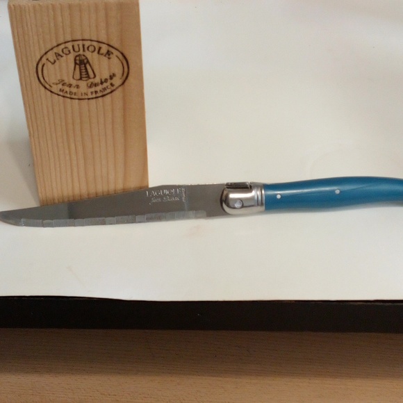 Knives - Picture 2 of 2